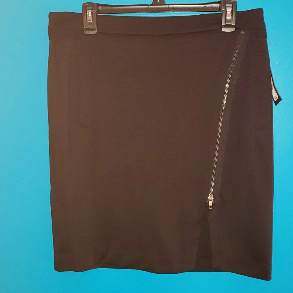 Black skirt